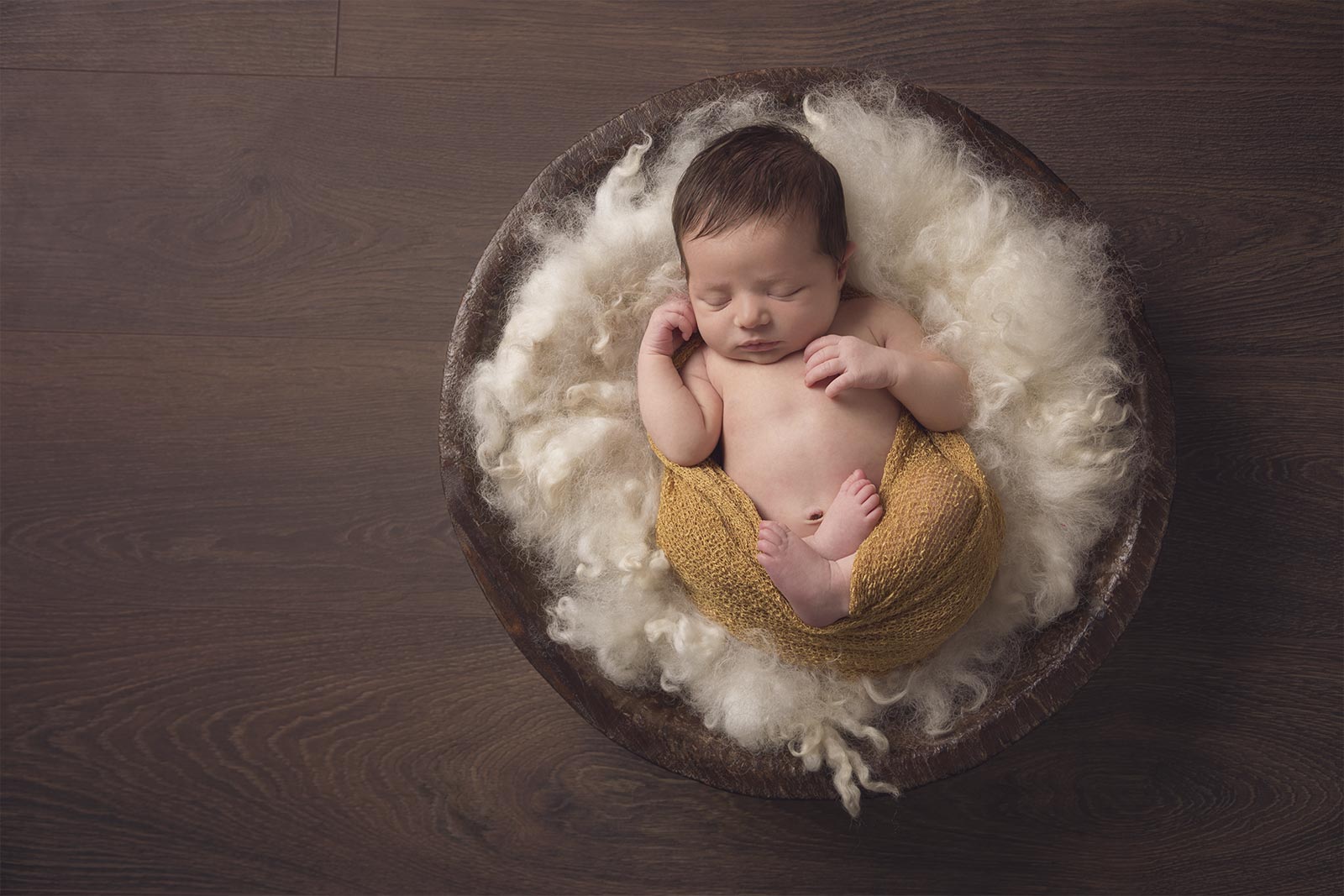 newborn photography stirling - root bowl